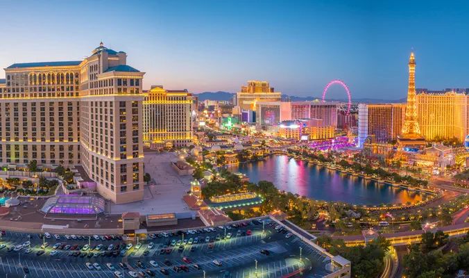 Las Vegas Vacation Packages from $979 - Search Flight+Hotel on KAYAK