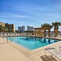 Snowbirds Retreat Walkable Destin Condo with View!