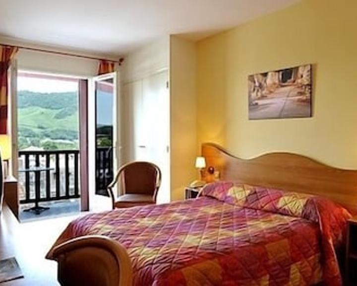 Hotel Ramuntcho from $97. Saint-Jean-Pied-de-Port Hotel Deals & Reviews -  KAYAK