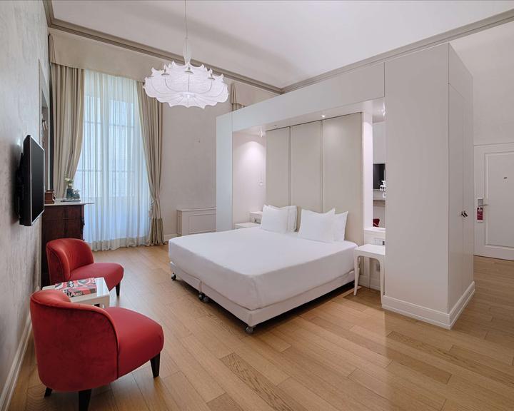 NH Collection Firenze Porta Rossa from $151. Florence Hotel Deals & Reviews  - KAYAK