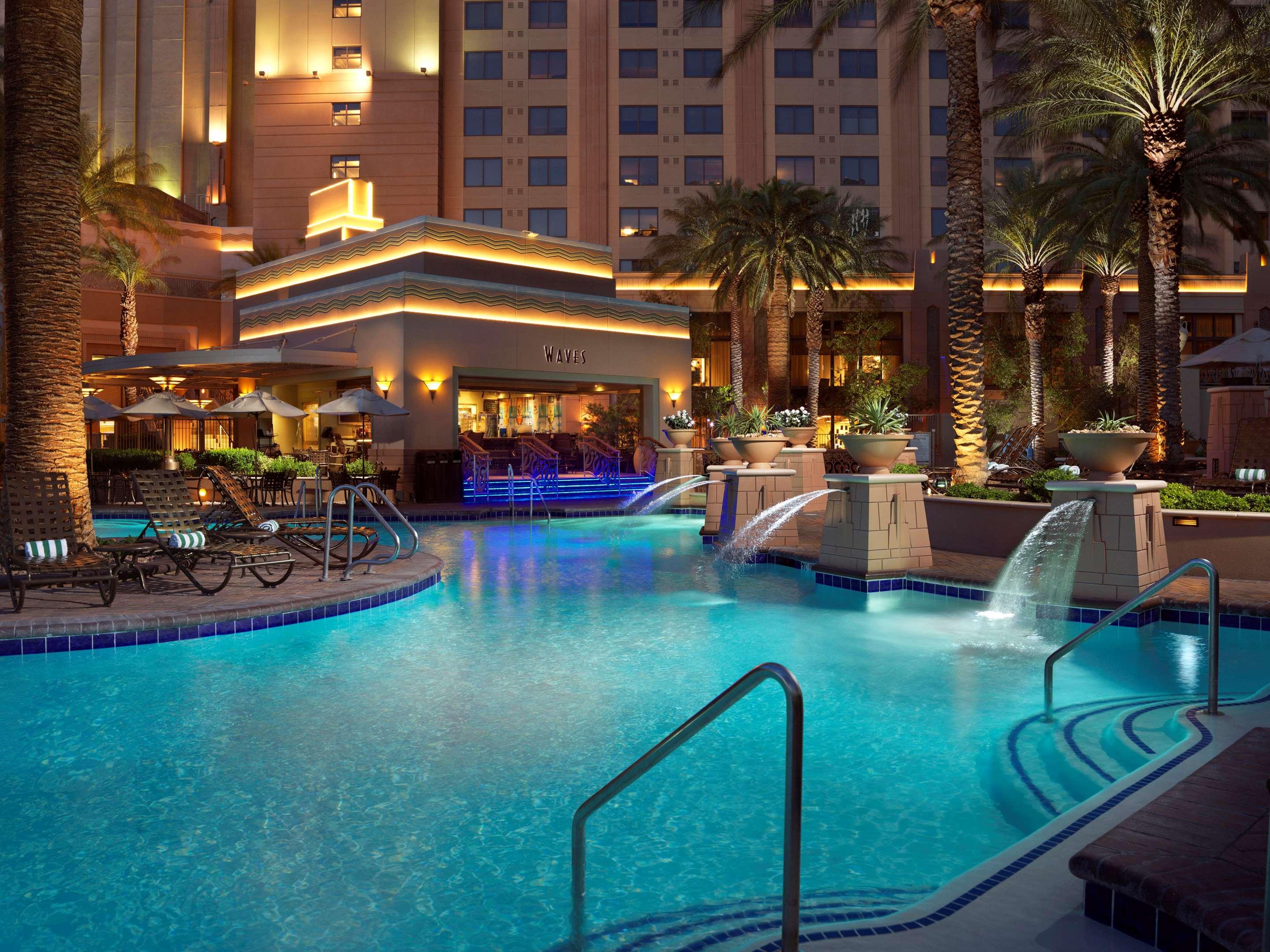 Hilton Grand Vacations Club on the Las Vegas Strip from $94. Las Vegas  Hotel Deals & Reviews - KAYAK