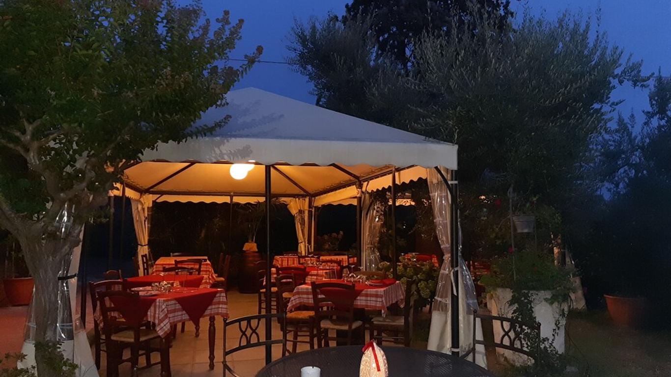 Agriturismo Borgo La Casetta from . San Baronto Hotel Deals & Reviews -  KAYAK