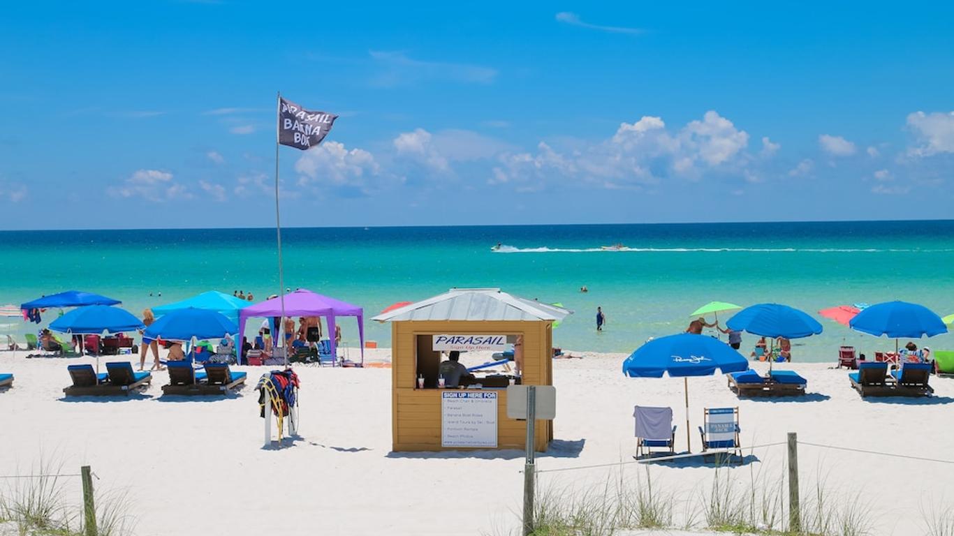 Absorberen kwartaal Effectief Bikini Beach Resort from $64. Panama City Beach Hotel Deals & Reviews -  KAYAK