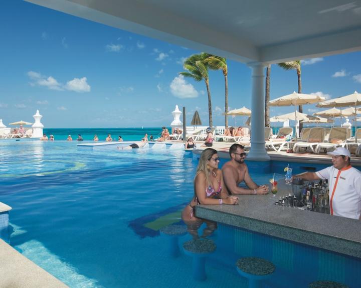Riu Palace Las Americas from $200. Cancún Hotel Deals & Reviews - KAYAK