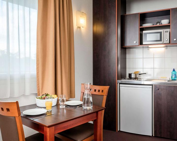Aparthotel Adagio access Paris Porte de Charenton from $60. Charenton-le-Pont  Hotel Deals & Reviews - KAYAK