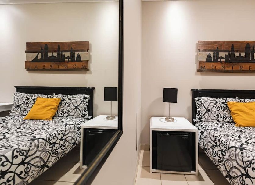 Samesun Montreal Hotel & Hostel from $21. Montreal Hotel Deals & Reviews - KAYAK