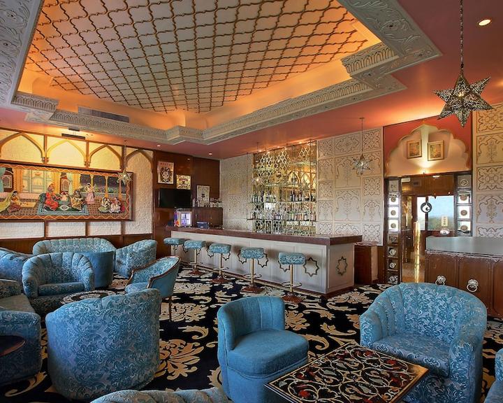 Hotel Clarks Shiraz from $32. Agra Hotel Deals & Reviews - KAYAK