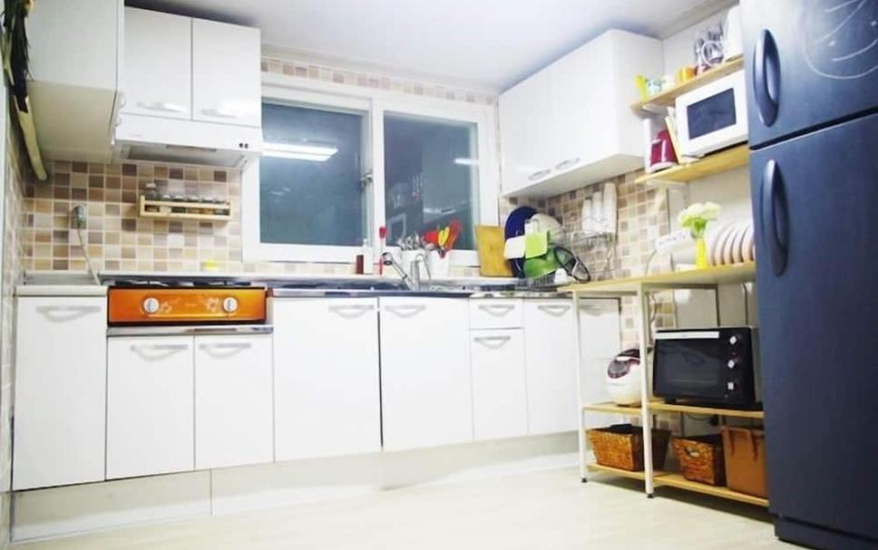 Kitchen Photo