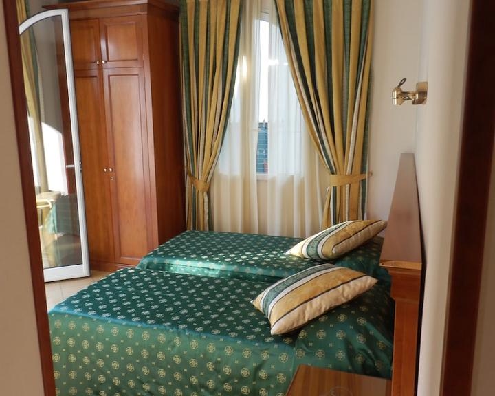 Hotel Jean Marie from $60. Arma Di Taggia Hotel Deals & Reviews - KAYAK