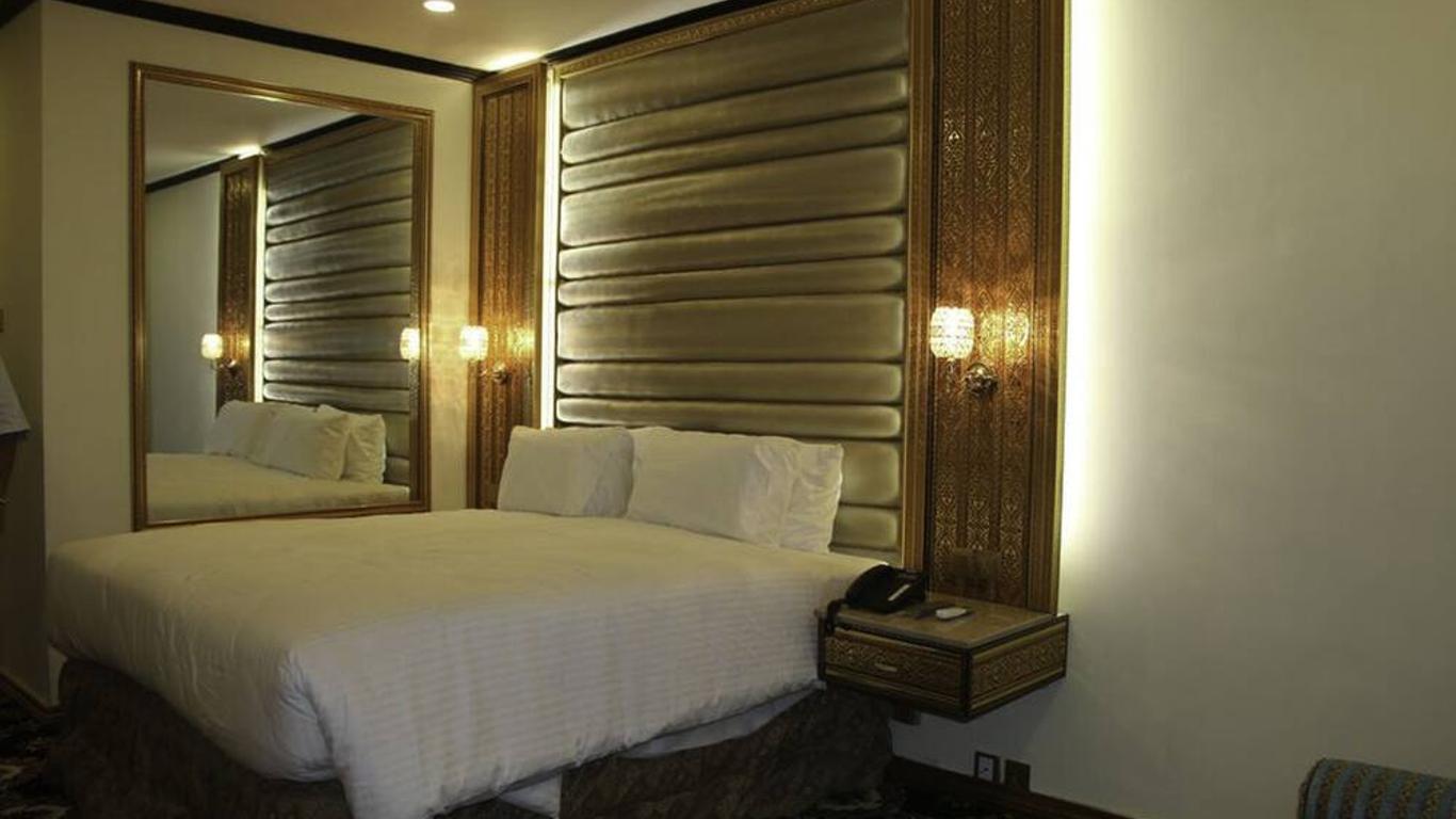 Hotel Indus from $79. Hyderābād Hotel Deals & Reviews - KAYAK