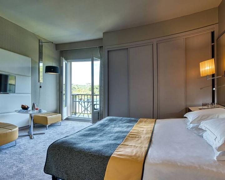 Hotel de Chiberta et du Golf from $93. Anglet Hotel Deals & Reviews - KAYAK