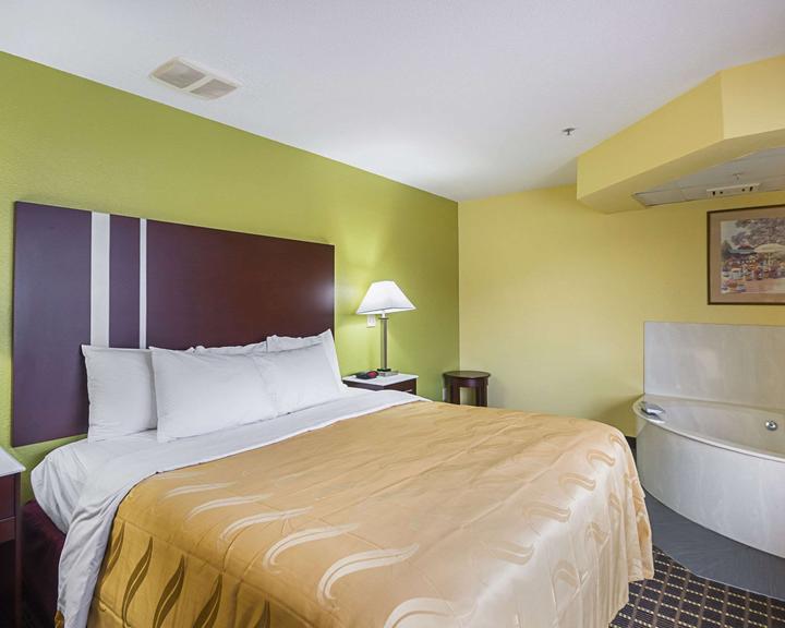 Quality Inn & Suites from $69. Harrington Hotel Deals & Reviews - KAYAK