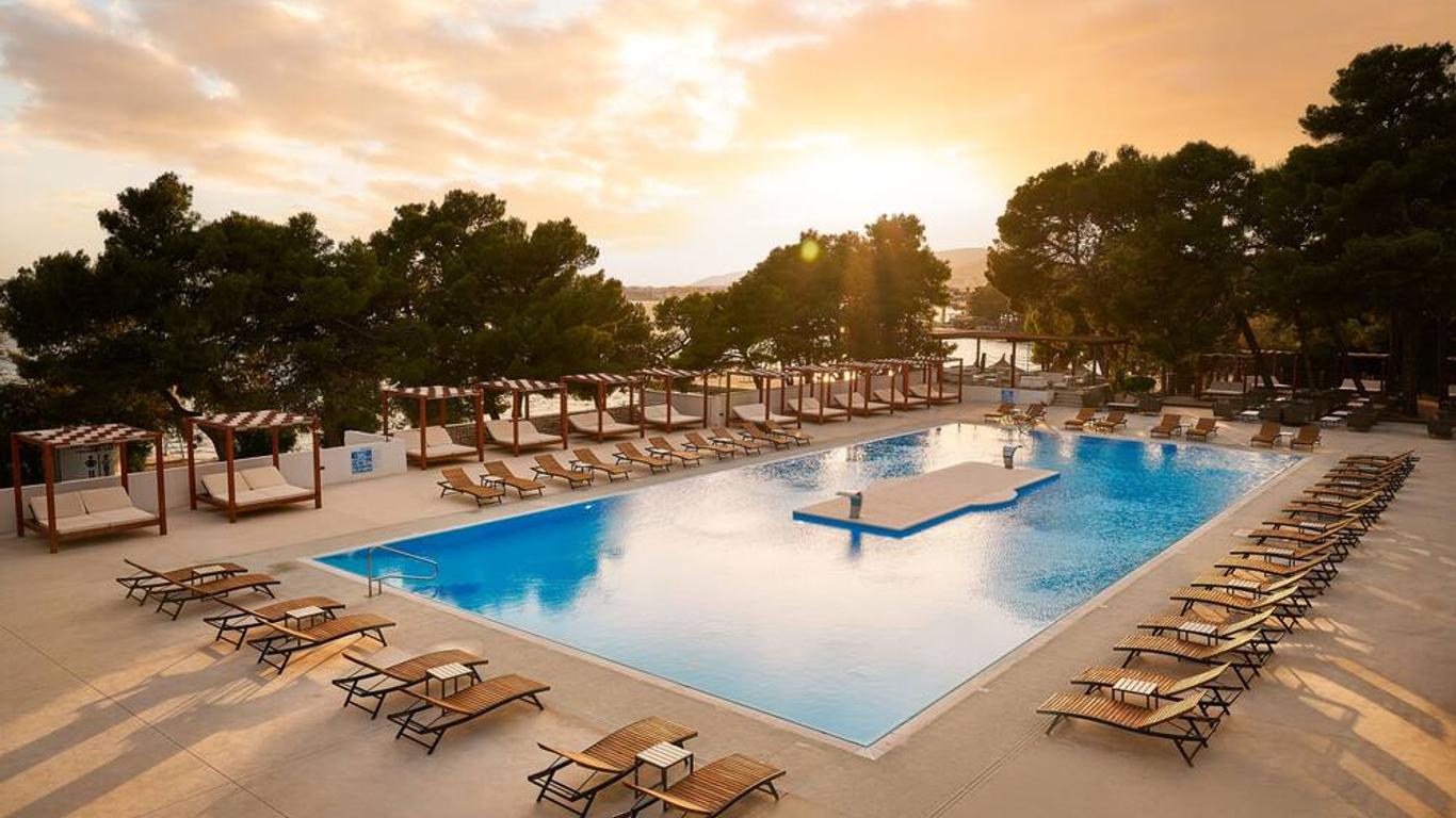 Hotel Imperial from $55. Vodice Hotel Deals & Reviews - KAYAK