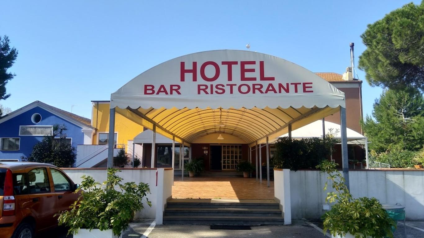 Paradise Vacanze from . Porto Recanati Hotel Deals & Reviews - KAYAK