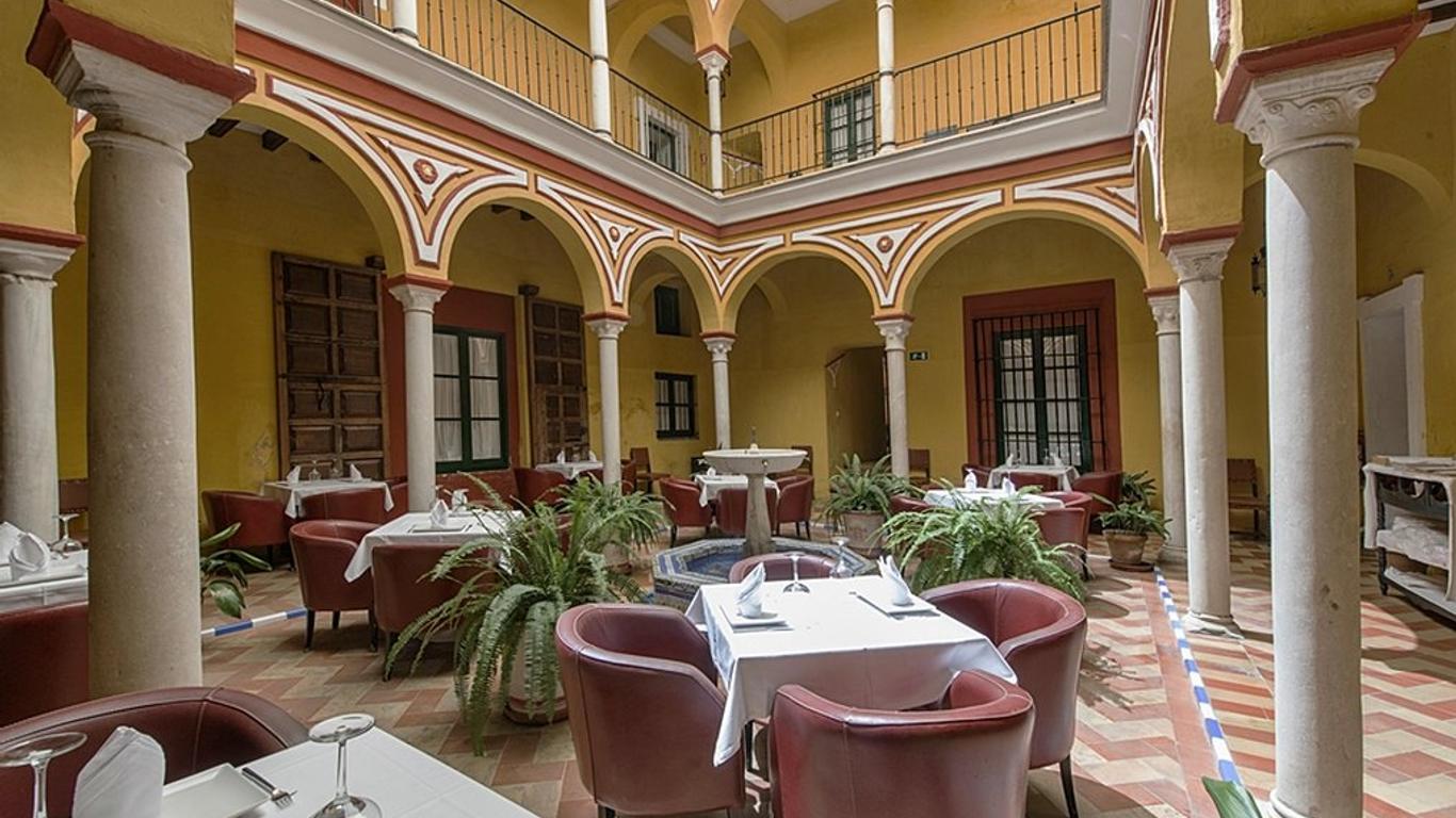 Las Casas de la Juderia from $21. Seville Hotel Deals & Reviews - KAYAK