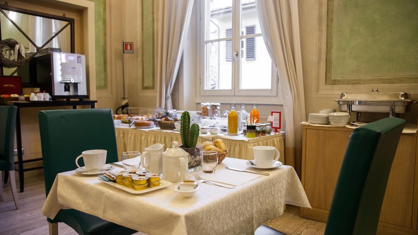Residenza Fiorentina from $82. Florence Hotel Deals & Reviews - KAYAK