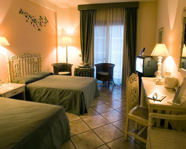 Resort Marina di Castello Golf & Spa from $90. Castel Volturno Hotel Deals  & Reviews - KAYAK