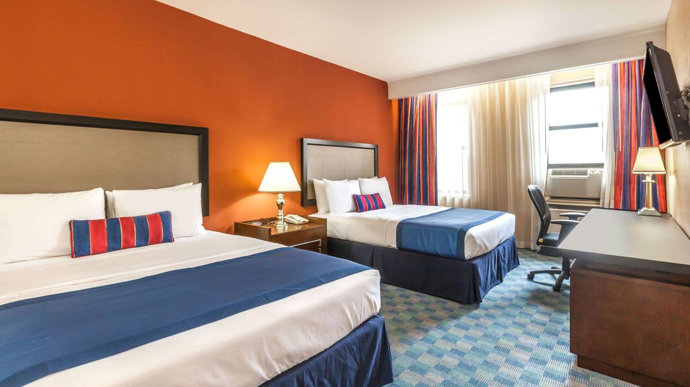 Ramada by Wyndham Jersey City from $63. Jersey City Hotel Deals & Reviews -  KAYAK