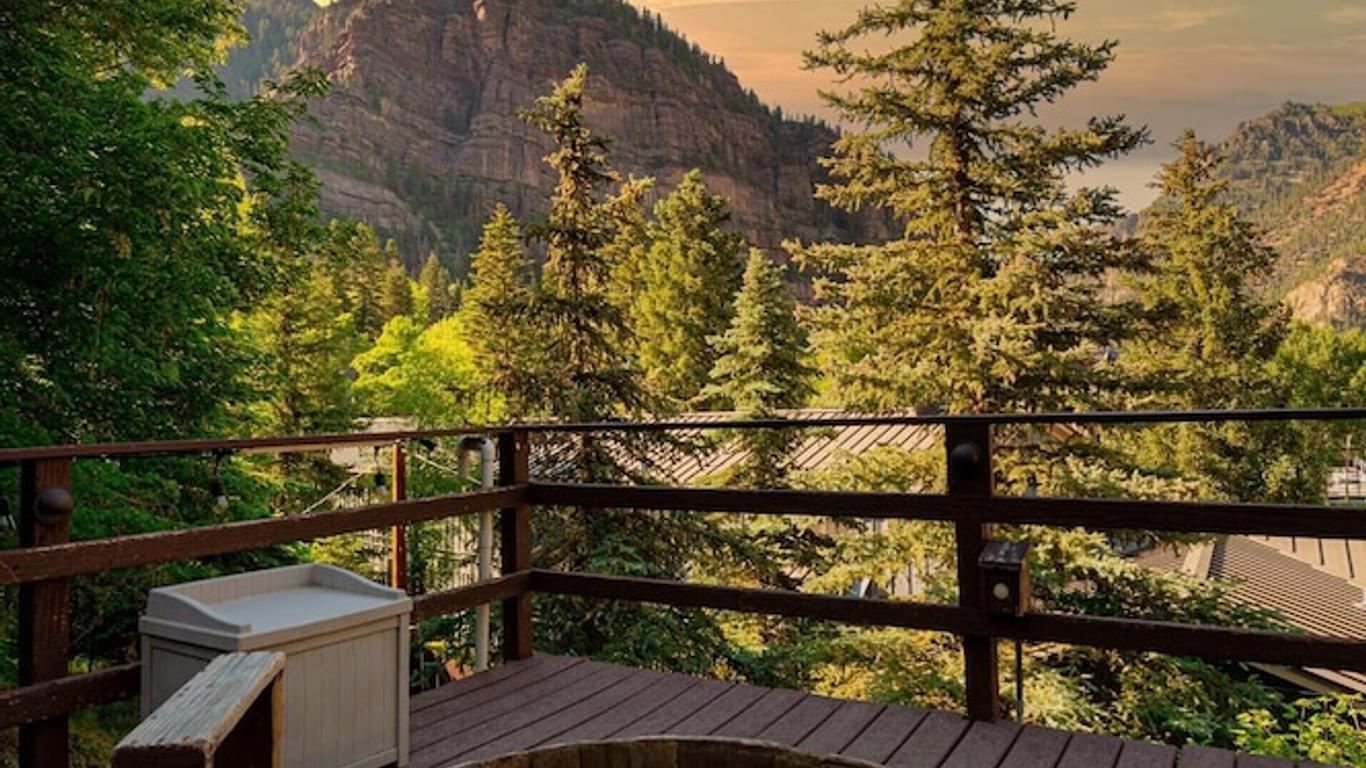 Box Canyon Lodge And Hot Springs from $145. Ouray Hotel Deals & Reviews -  KAYAK