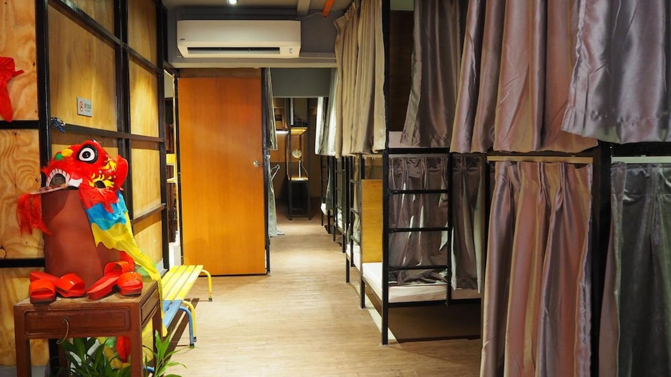 Leo Backpackers @ Central Market from $4. Kuala Lumpur Hotel Deals &  Reviews - KAYAK