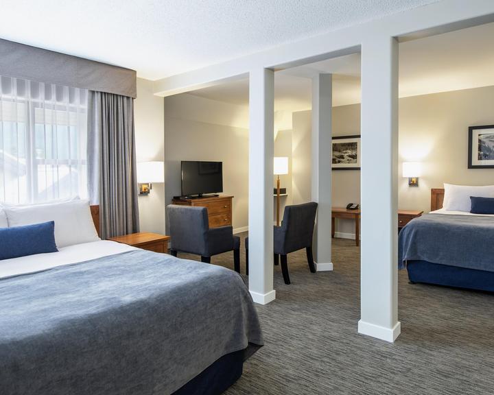 Whistler Village Inn And Suites from $77. Whistler Hotel Deals & Reviews -  KAYAK