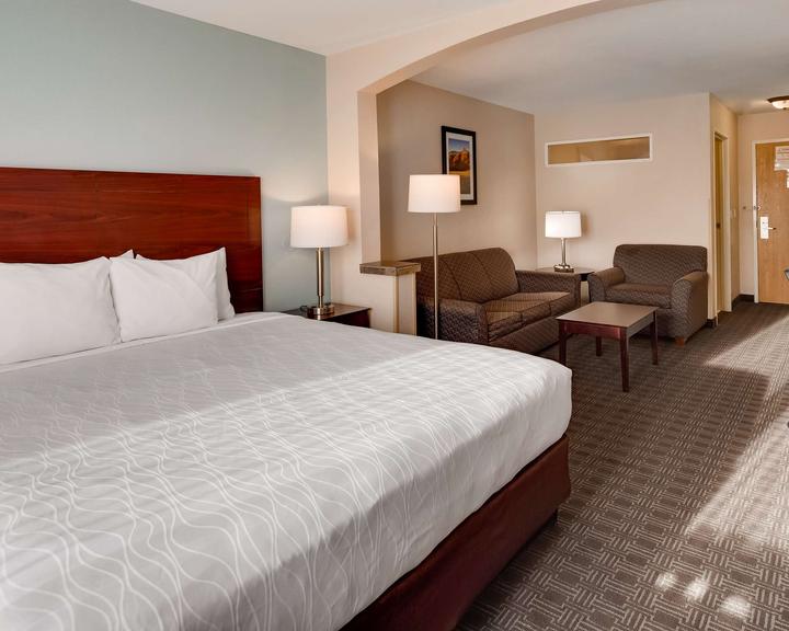 Best Western Plus Gateway Inn & Suites $106. Aurora Hotel Deals & Reviews -  KAYAK