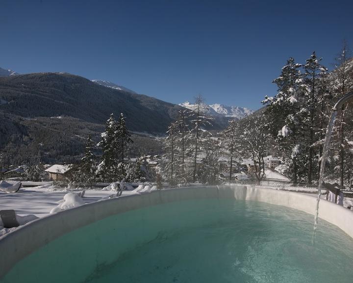 Qc Terme Grand Hotel Bagni Nuovi, Bormio: Compare 18 Deals from $140 - KAYAK