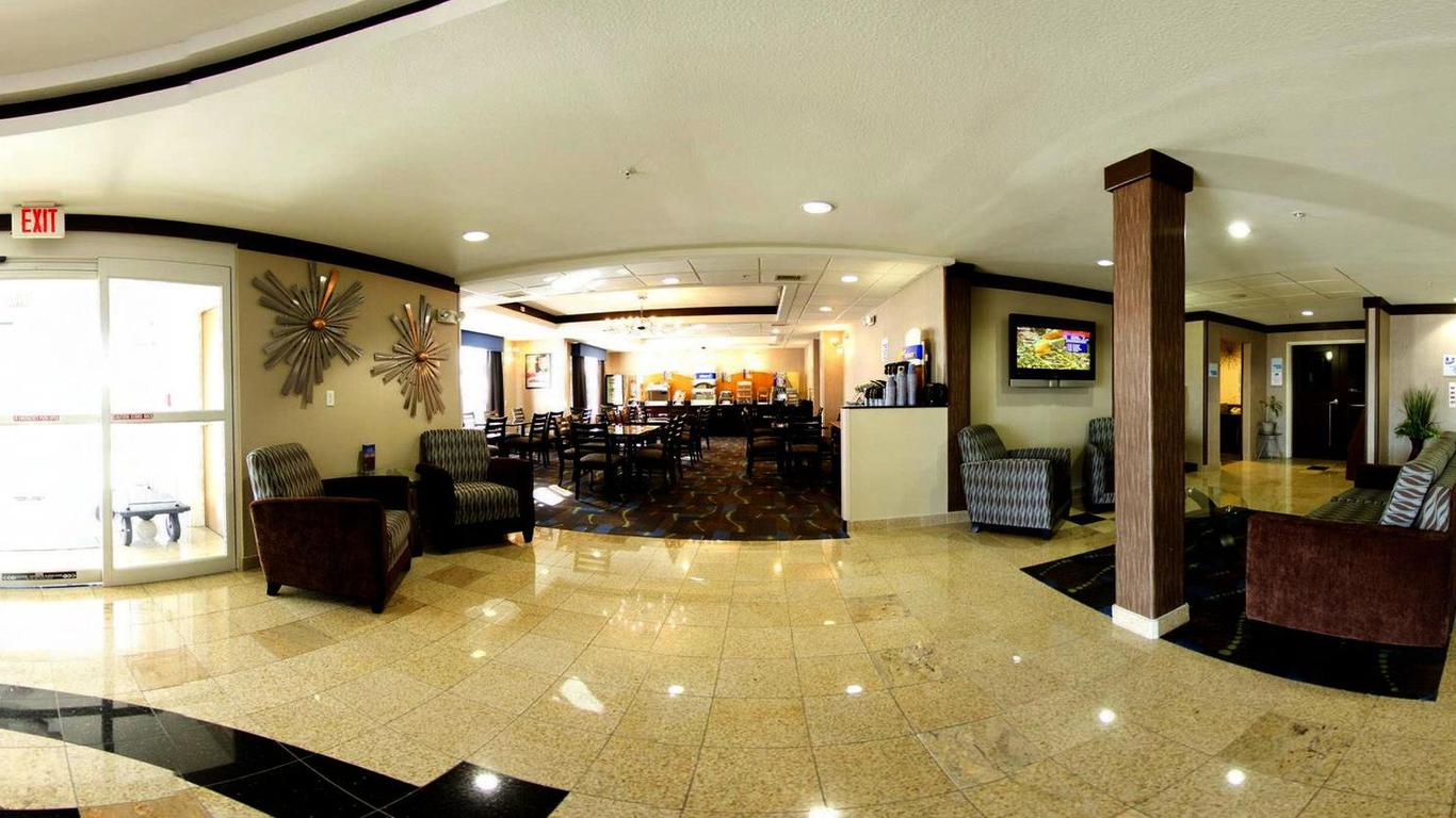 Holiday Inn Express Hotel & Suites Bastrop, An IHG Hotel from $112. Bastrop  Hotel Deals & Reviews - KAYAK