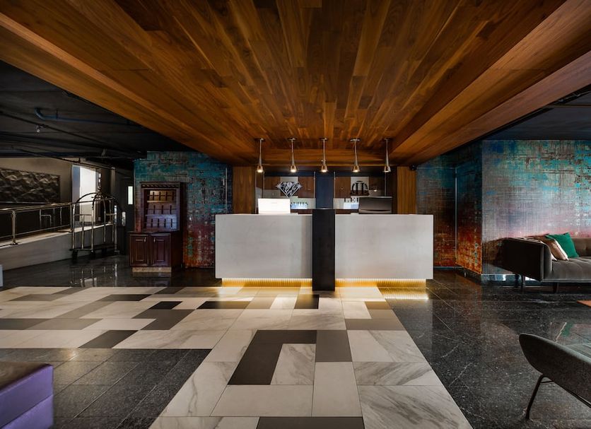 Lelux Hotel from $46. Montreal Hotel Deals & Reviews - KAYAK