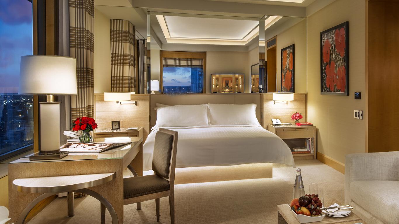 Four Seasons Hotel New York from $1,259. New York Hotel Deals & Reviews -  KAYAK
