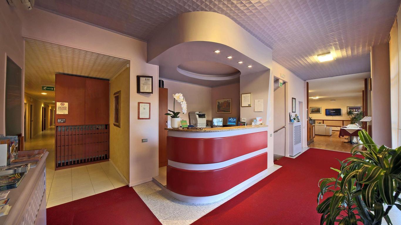 Hotel Cristallo from $45. Brescia Hotel Deals & Reviews - KAYAK
