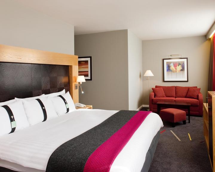 Holiday Inn Aberdeen - West $62. Aberdeen Hotel Deals & Reviews - KAYAK