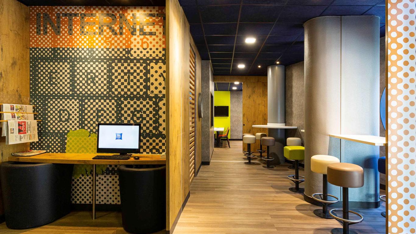 ibis budget Bordeaux Centre Gare Saint-Jean from $30. Bordeaux Hotel Deals  & Reviews - KAYAK