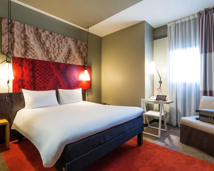 ibis Bordeaux Centre Gare Saint-Jean from $51. Bordeaux Hotel Deals &  Reviews - KAYAK
