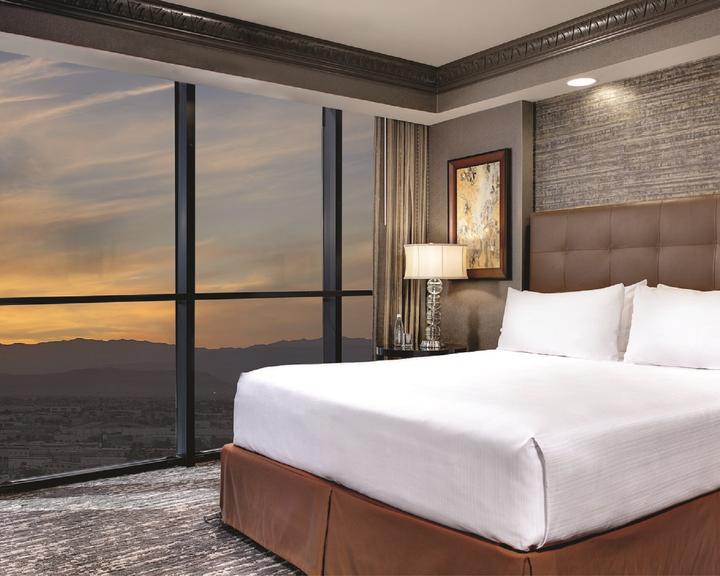 Luxor Hotel and Casino $57. Las Vegas Hotel Deals & Reviews - KAYAK