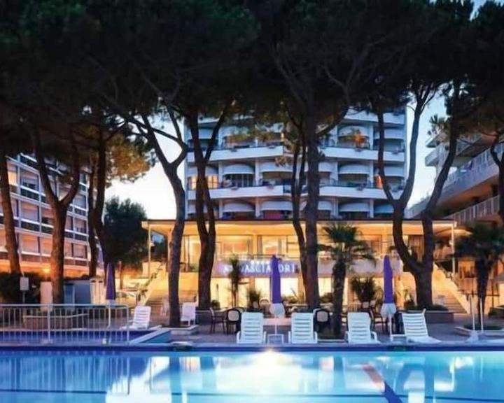 Hotel Ambasciatori Palace from $81. Jesolo Hotel Deals & Reviews - KAYAK