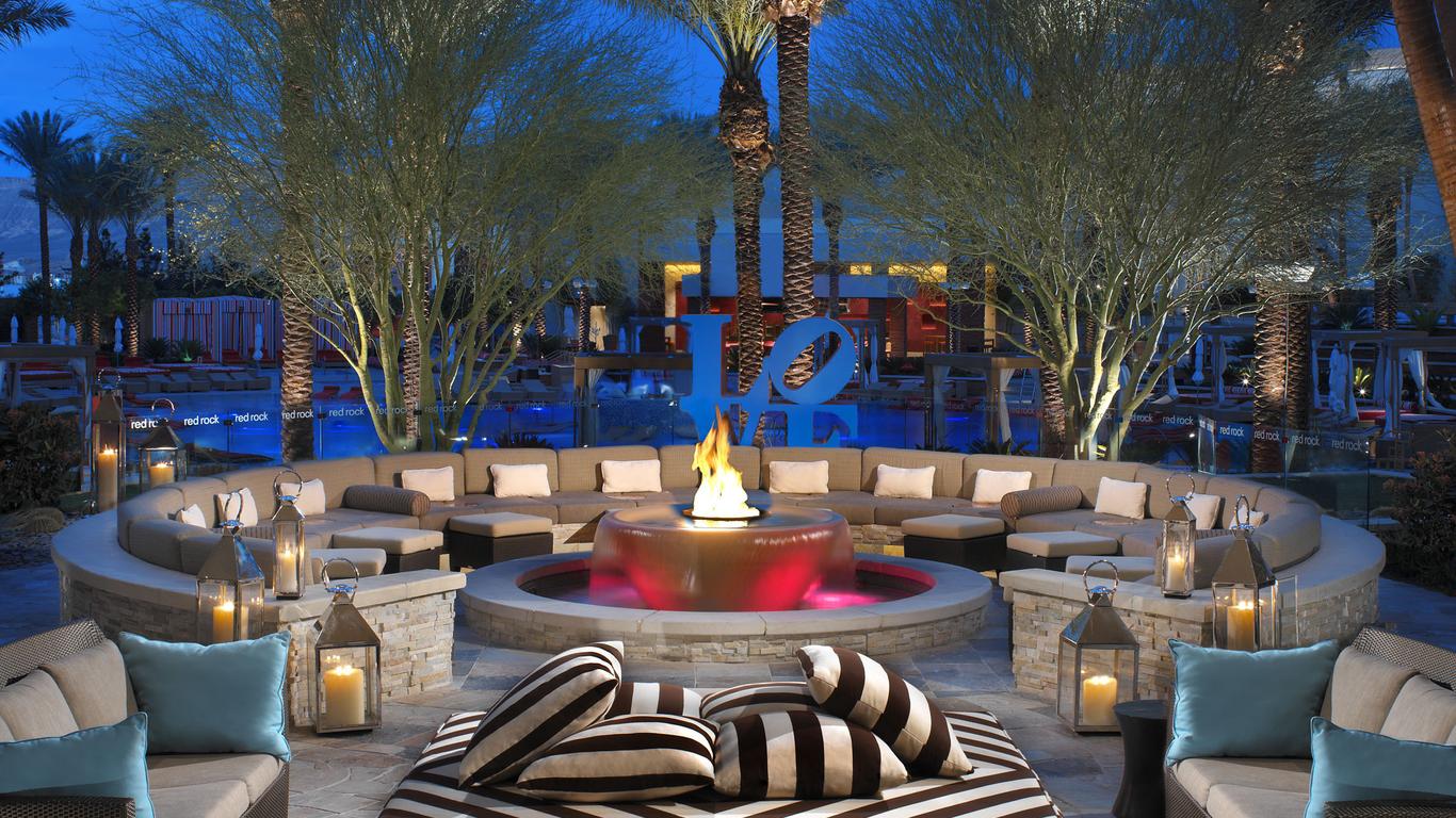 Red Rock Casino, Resort and Spa from $91. Las Vegas Hotel Deals & Reviews -  KAYAK