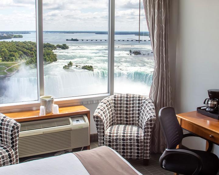 The Oakes Hotel Overlooking The Falls From $39. Niagara Falls Hotel Deals &  Reviews - Kayak