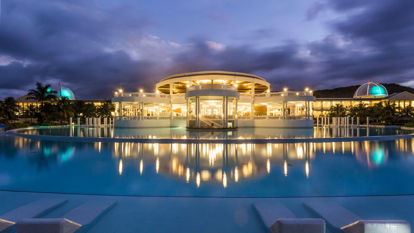 Grand Palladium Lady Hamilton Resort & Spa from $67. Lucea Hotel Deals &  Reviews - KAYAK