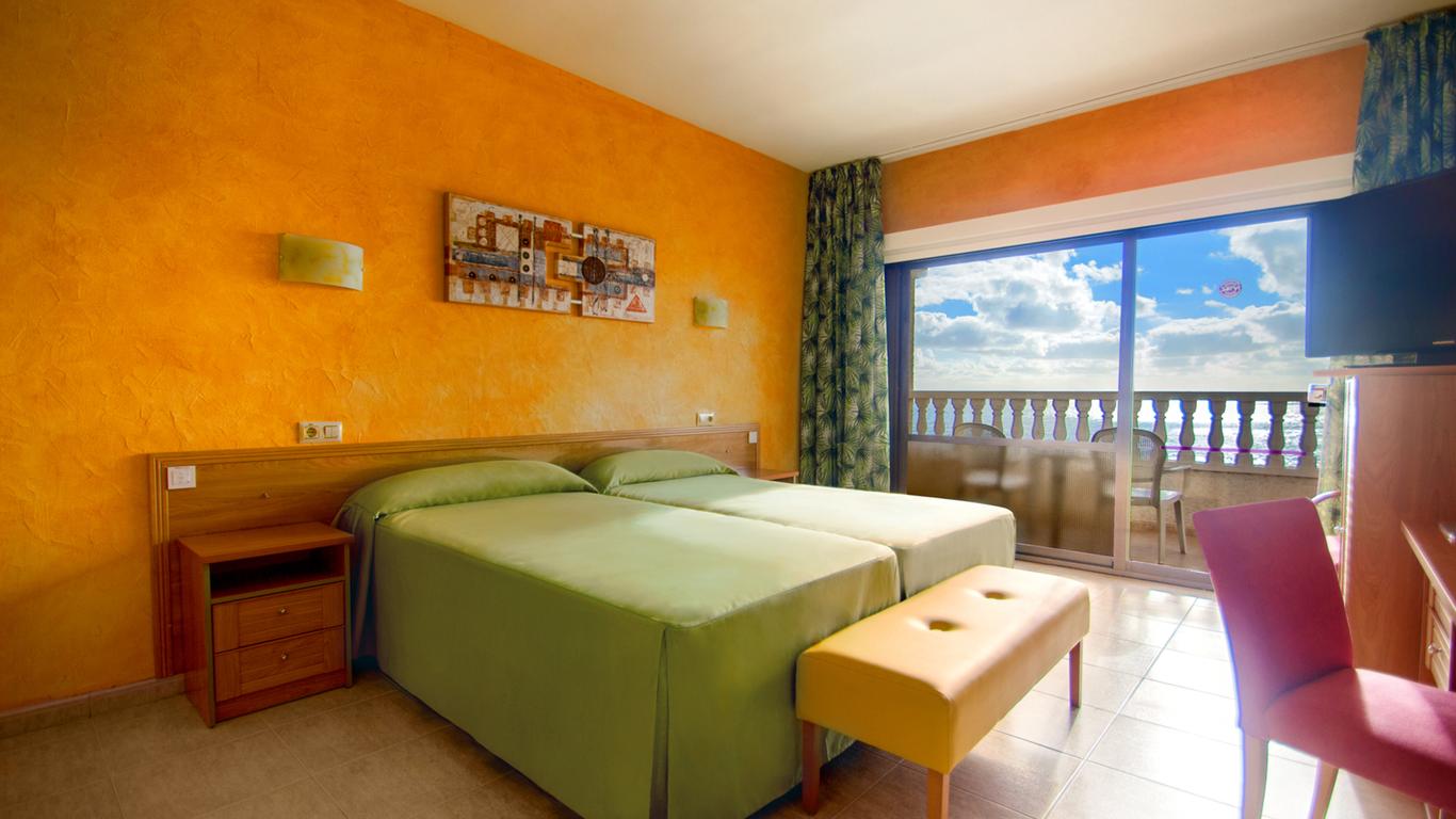 Hotel Servigroup La Zenia $138. Punta Prima Hotel Deals & Reviews - KAYAK