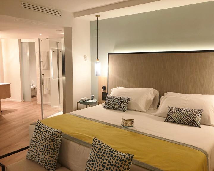 Hotel Suites del Mar by Melia $204. Alicante Hotel Deals & Reviews - KAYAK