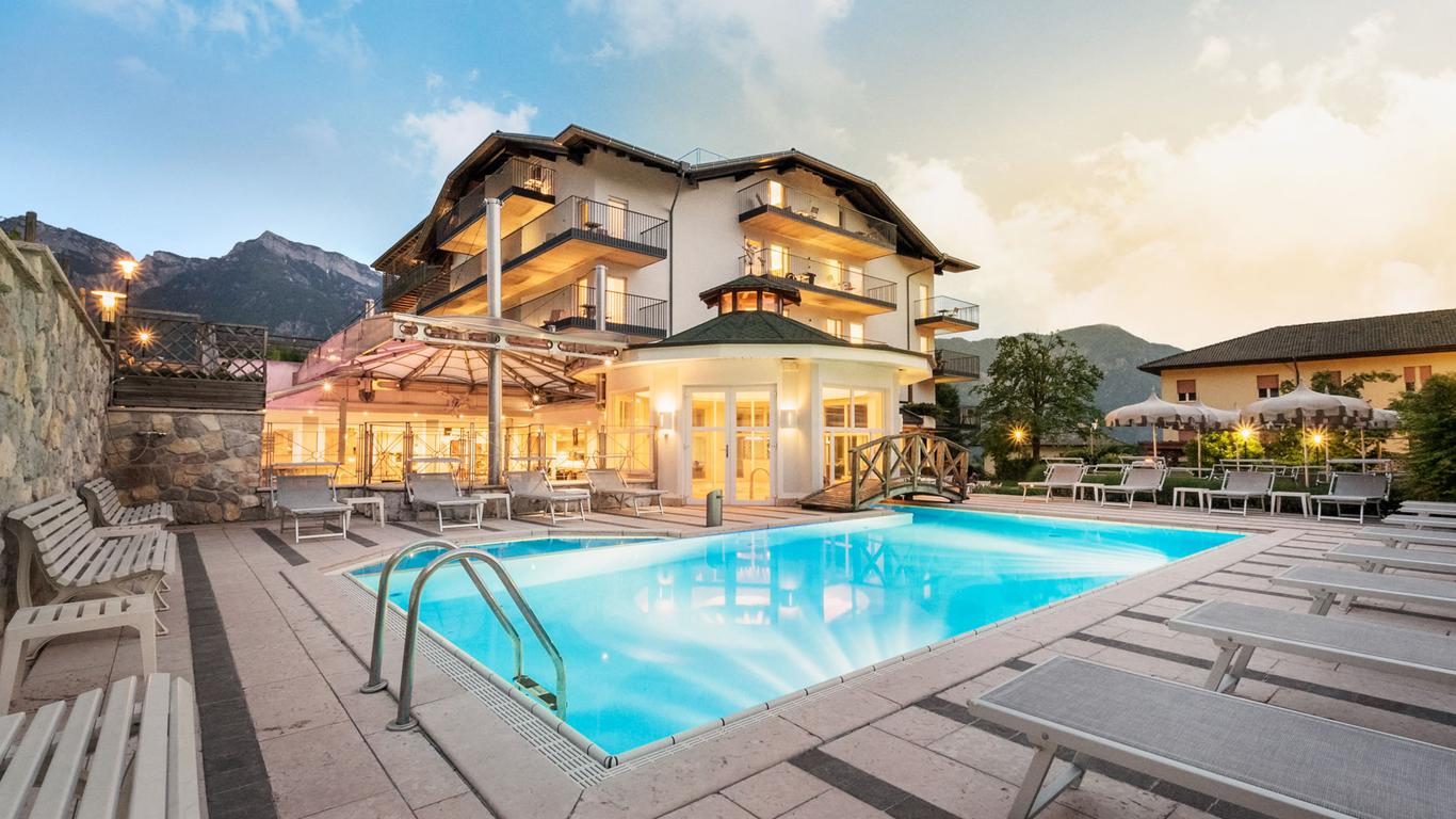 Sport & Wellness Hotel Cristallo, Levico Terme: Compare 7 Deals from $81 -  KAYAK