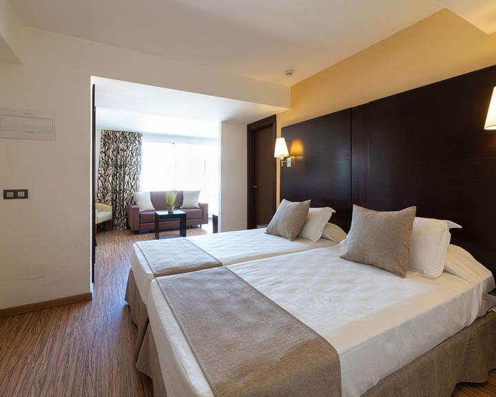 Nautic Hotel & Spa from $53. Palma de Mallorca Hotel Deals & Reviews - KAYAK